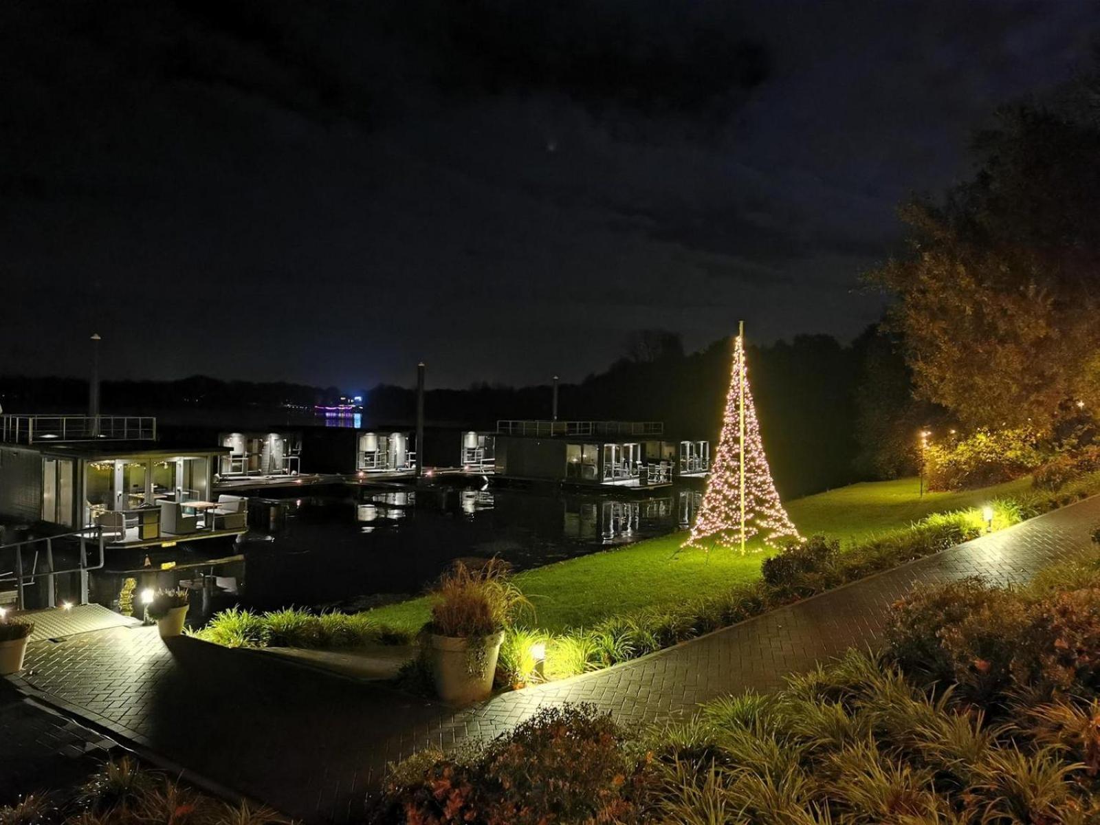 Houseboat Marina Mookerplas 4-6 Persons Plasmolen Eksteriør bilde